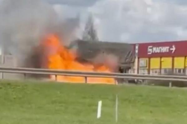 ​Ukraine's Achilles Brigade Turns russian Ural Truck Into Fireball in Belgorod Region (Video)