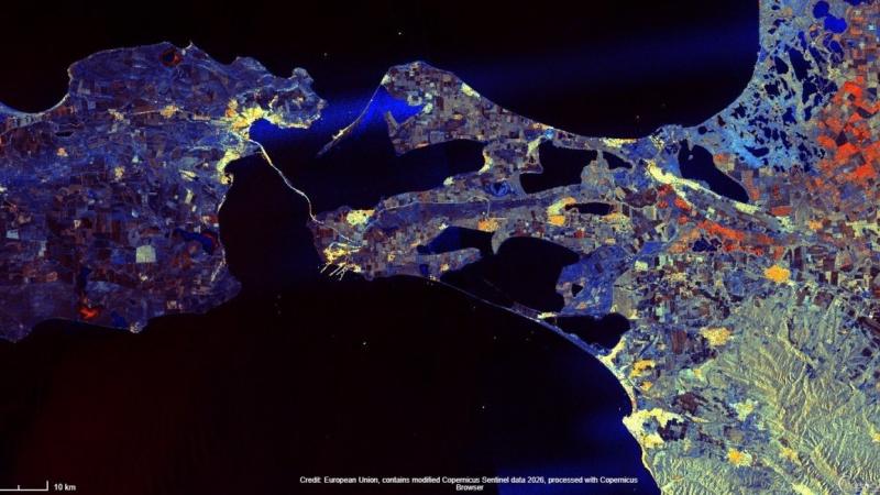 ​Satellite Images Show How Ukraine's Unmanned Systems Forces Drove russia's Shadow Fleet Out of the Kerch Strait