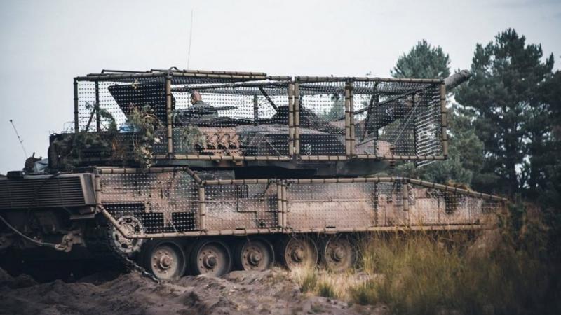 Poland Puts Cage Armor on Leopard 2PL but Leaves Engine Bay Exposed to Drones