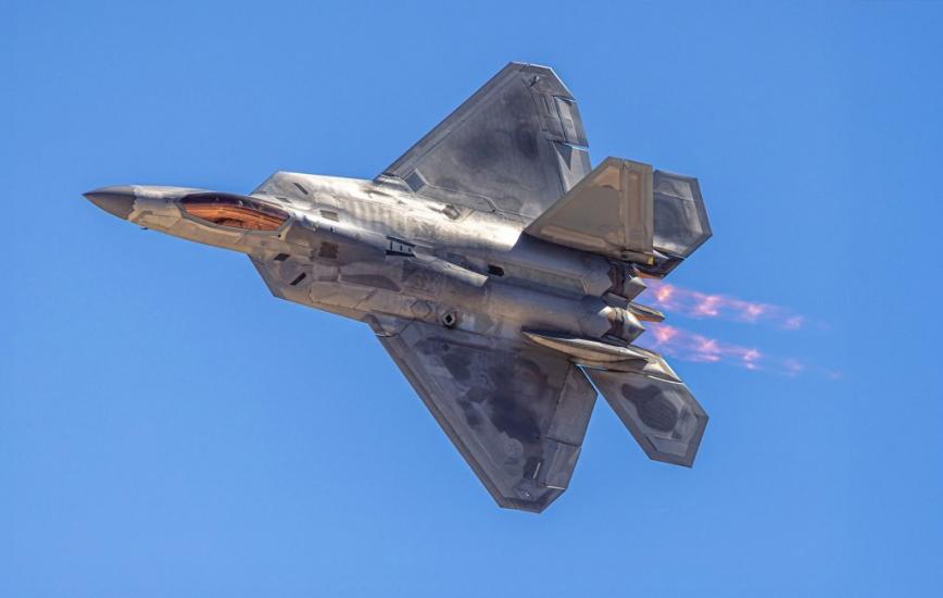 5 Extraordinary Facts About the F-22: The First Fifth-Generation Fighter That Remains Unmatched