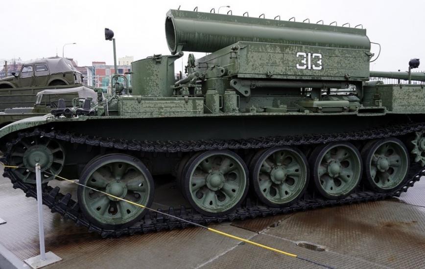 ​The Russians Brought to Ukraine a Rare Armored Tractor Based on a World War II Tank (Photo)